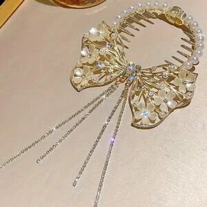 4/20 Rhinestone Butterfly Tassel Hair Clip